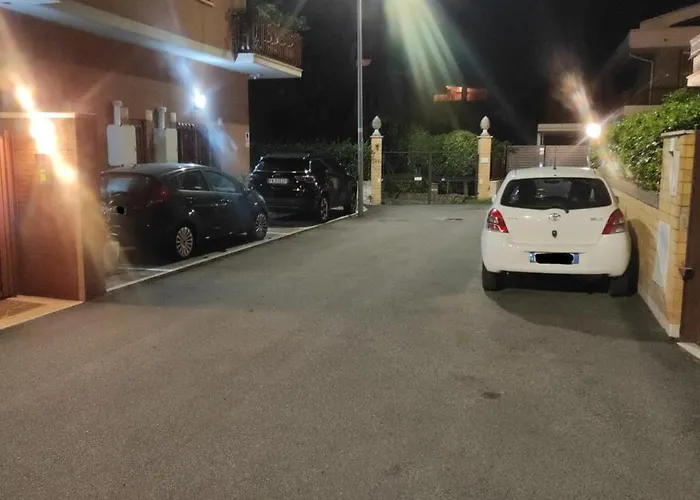 2 Metro A Free Parking *